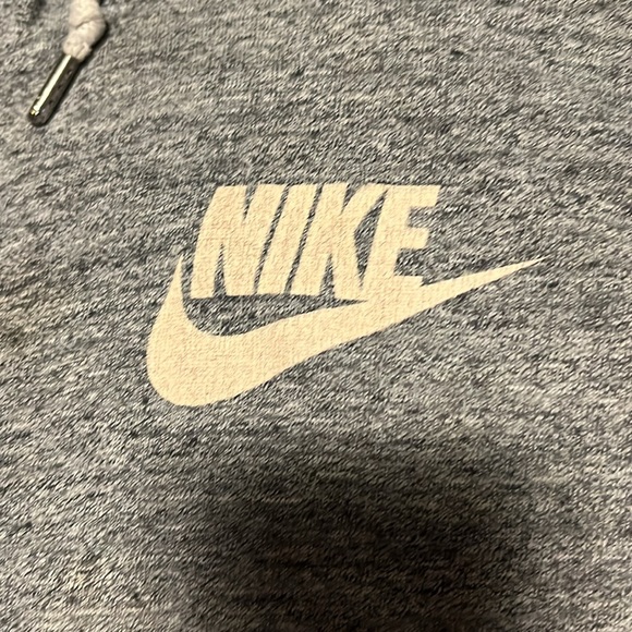 Super-thin Nike Zip-up Hoodies, 2pk, Medium - Picture 5 of 10